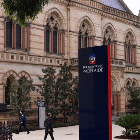 Đại học Adelaide_1