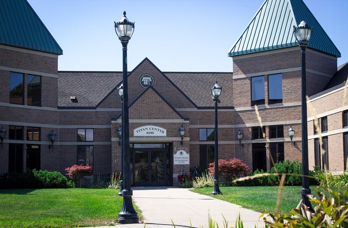 Trường Michigan Lutheran High School 1